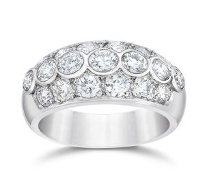 Diamond Anniversary Ring in18K White Gold